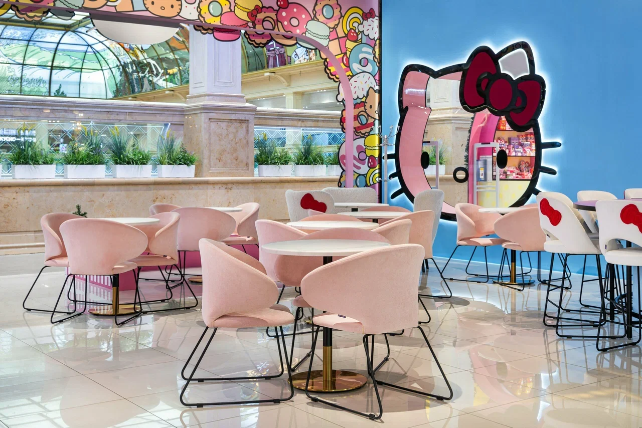 Фото Кафе Hello Kitty (в ЦДМ) - развлечение в Москве | Досугатор